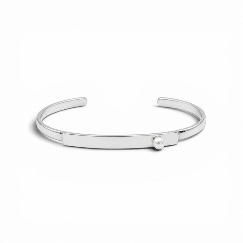 pearl bracelet